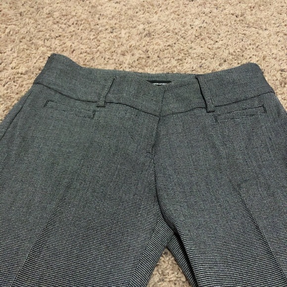 Express Design Studio Capri / Cropped Ankle Pants - Picture 2 of 7